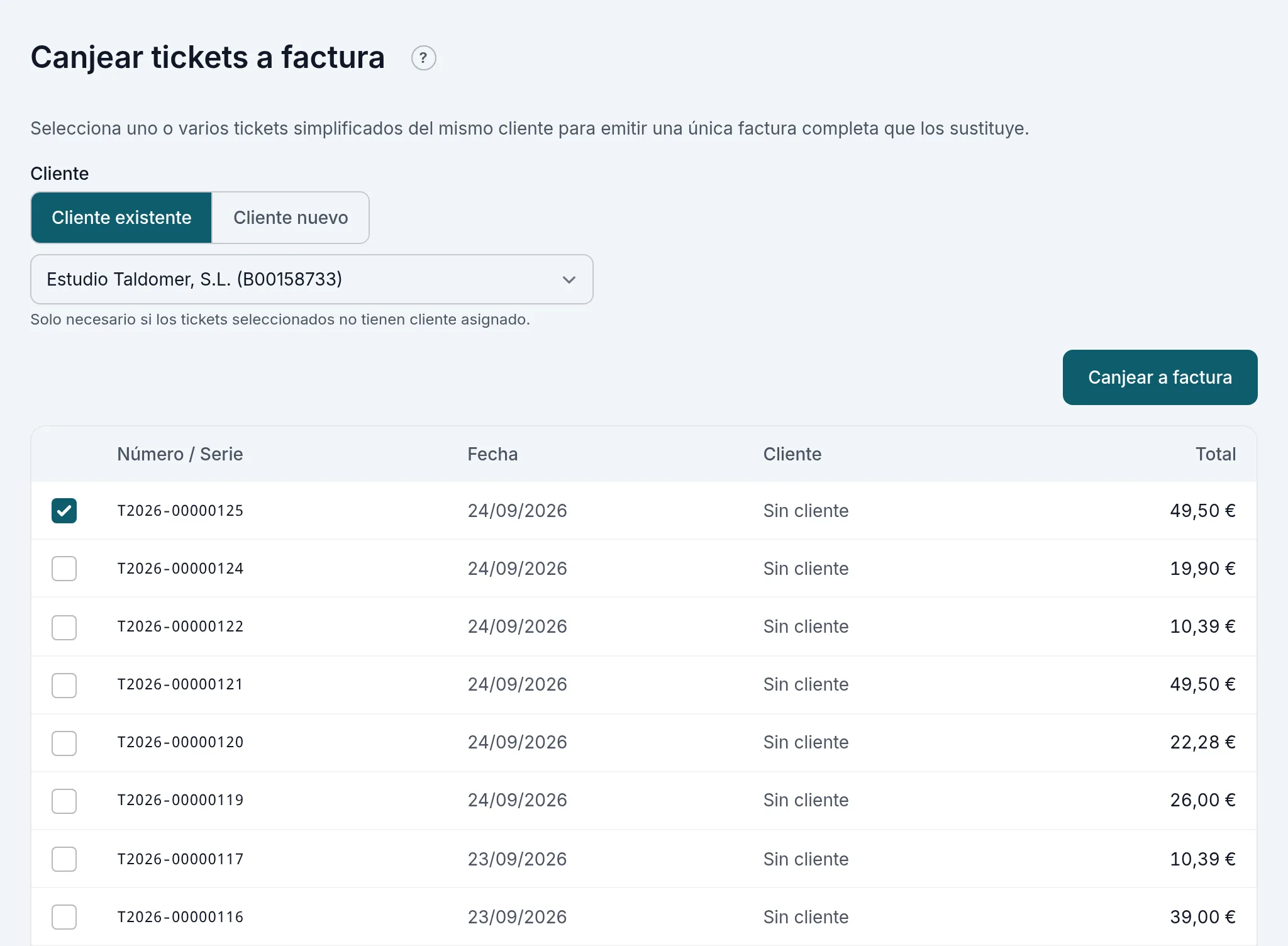 Un ticket marcado y el cliente elegido: «Canjear a factura» emite la factura completa que lo sustituye