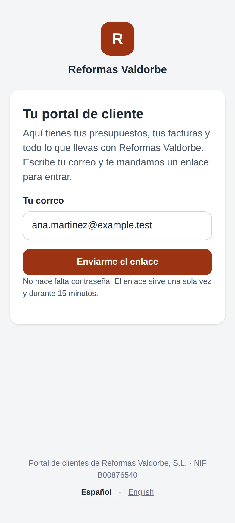 La entrada del portal, con tu logo y tu color